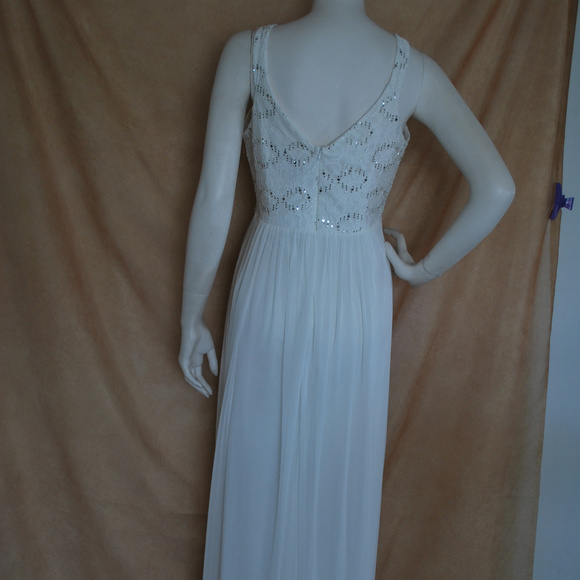 Long Ivory Lace Chiffon Rhines Round Neck Vneck - Picture 5 of 6